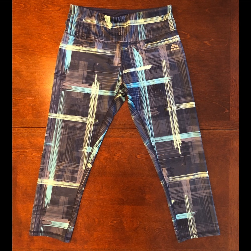 Workout capris